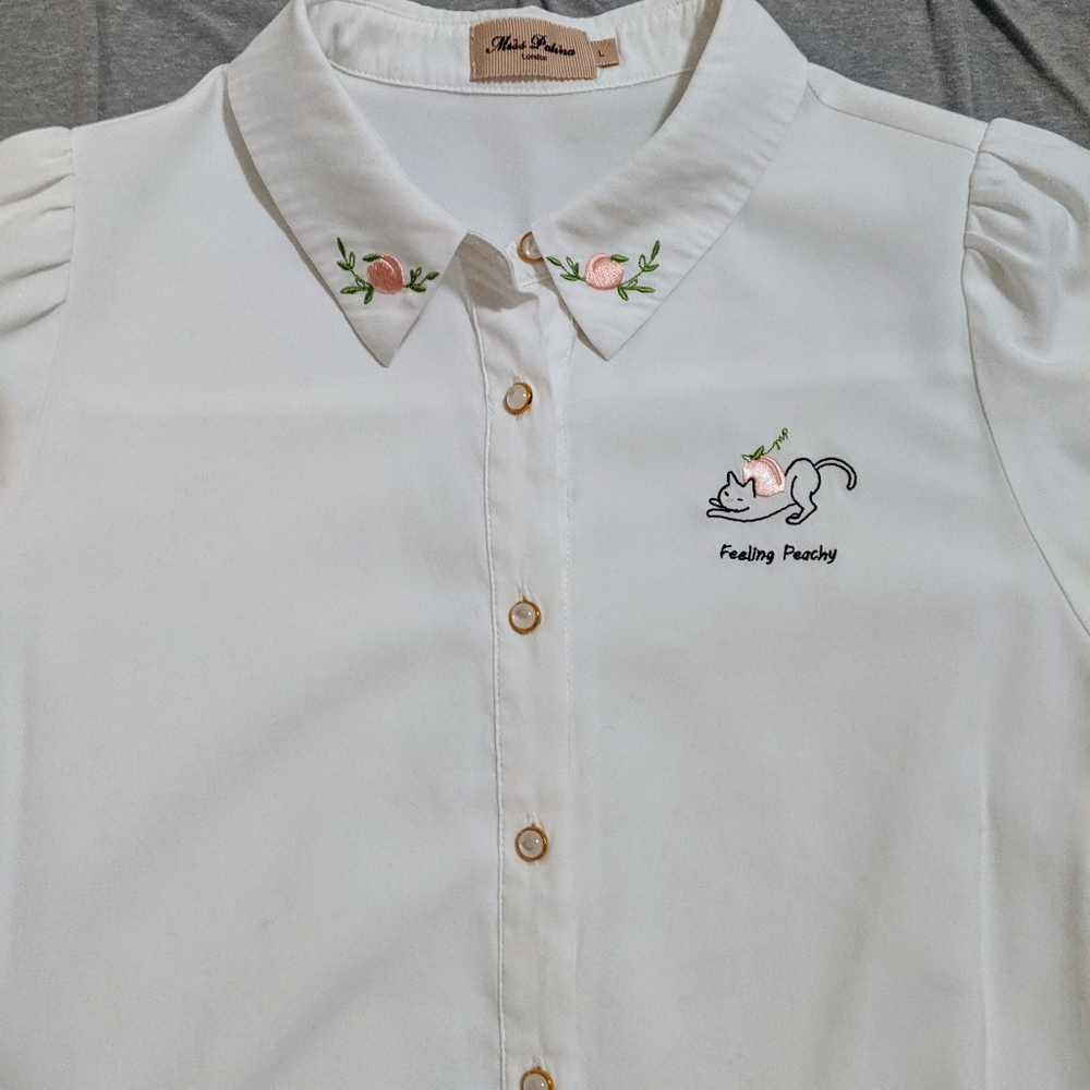 Miss Patina Peachy Kitty top